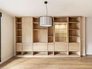 El interior perfecto: 10 accesorios imprescindibles para organizar su armario